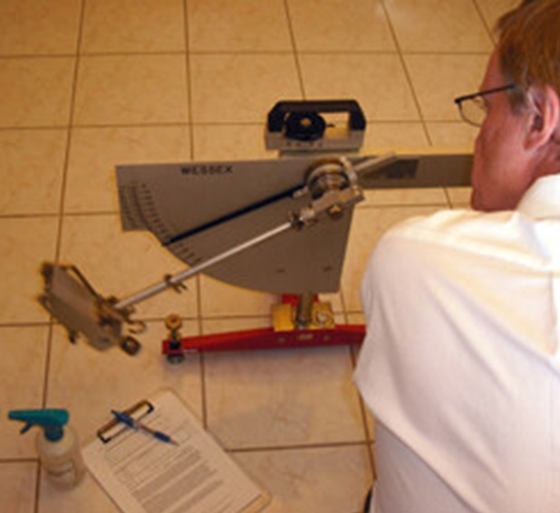 ASTM C1028通过水平测力计拉力计法测定瓷砖和其他类似表面的静摩擦系数