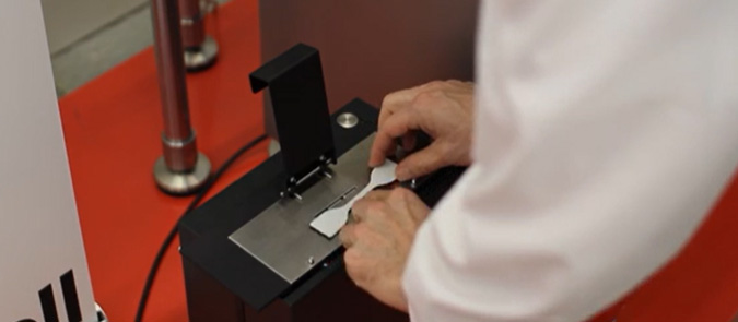 ASTM D412硫化橡胶和热塑性弹性体拉伸的标准试验方法