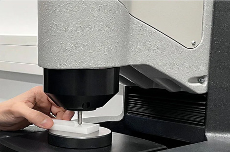 ASTM D785塑料和电绝缘材料的洛氏硬度测试方法