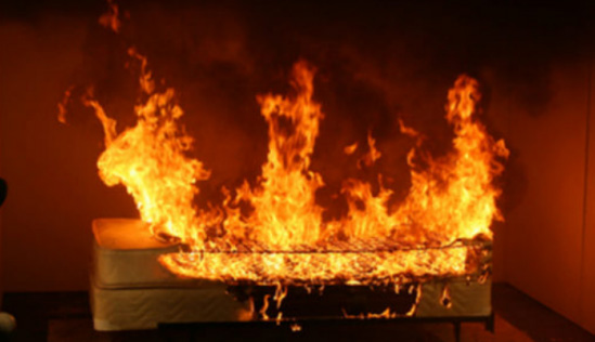 ASTM E1590:2023床垫明火测试方法