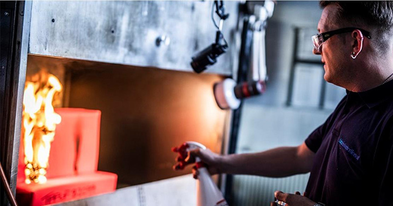 BS 7176:2007+A1:2011有软垫非家用座椅类产品的阻燃测试规范