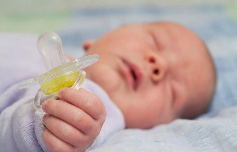 BS EN/EN 1400｜婴幼儿安抚奶嘴安全标准、检测项目及合规要求详解