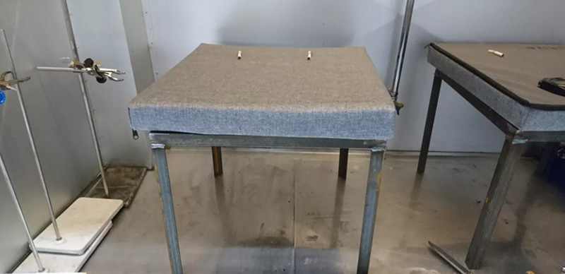 根据EN 597对床和床垫进行防火测试