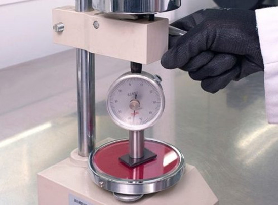 ISO 48硫化或热塑性橡胶的IRHD硬度测试