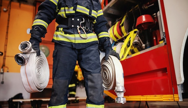美国伊利诺伊州禁止在消防服装和设备中使用 PFAS
