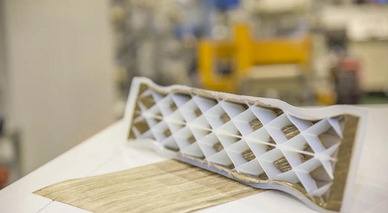 纤维增强复合材料